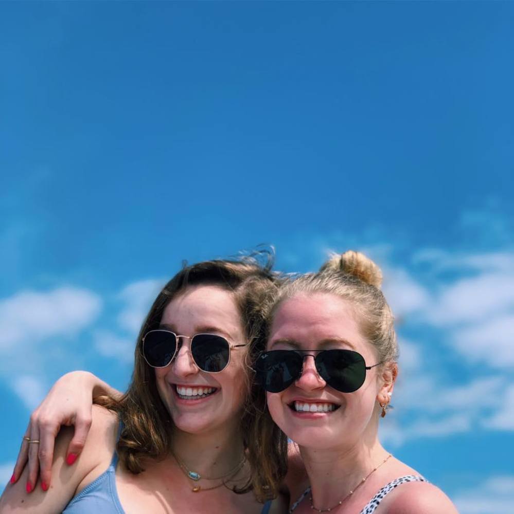 Meet your Posher, Julia